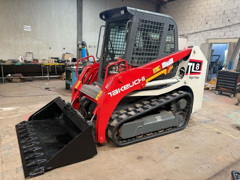 TAKEUCHI TL8